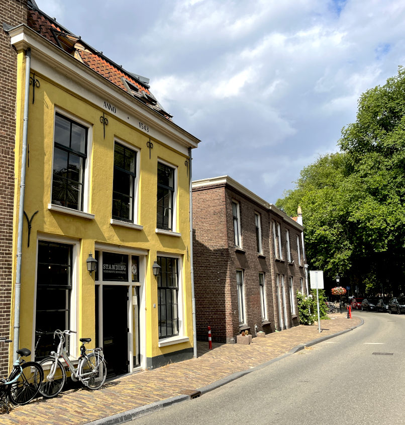 Bureau Standing - Kantoorpand Wijde Doelen Utrecht.